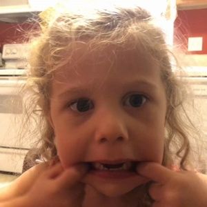 Meet your Posher, Genevieve